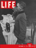 Life (1883-2000 Clair Maxwell/Life Publishing Company) Magazine Nov 30 1936