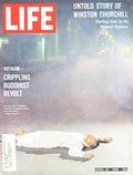 Life (1883-2000 Clair Maxwell/Life Publishing Company) Magazine Apr 22 1966