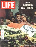 Life (1883-2000 Clair Maxwell/Life Publishing Company) Magazine Jan 21 1966
