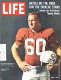 Life (1883-2000 Clair Maxwell/Life Publishing Company) Magazine Dec 10 1965