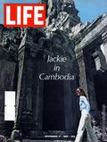 Life (1883-2000 Clair Maxwell/Life Publishing Company) Magazine Nov 17 1967