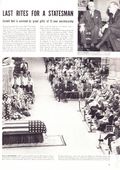 Life (1883-2000 Clair Maxwell/Life Publishing Company) Magazine Aug 8 1955