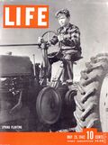Life (1883-2000 Clair Maxwell/Life Publishing Company) Magazine May 25 1942
