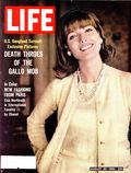 Life (1883-2000 Clair Maxwell/Life Publishing Company) Magazine Aug 30 1963
