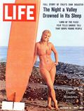 Life (1883-2000 Clair Maxwell/Life Publishing Company) Magazine Oct 25 1963