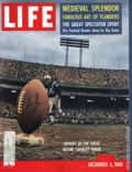 Life (1883-2000 Clair Maxwell/Life Publishing Company) Magazine Dec 5 1960