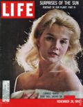 Life (1883-2000 Clair Maxwell/Life Publishing Company) Magazine Nov 28 1960
