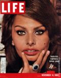 Life (1883-2000 Clair Maxwell/Life Publishing Company) Magazine Nov 14 1960