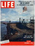 Life (1883-2000 Clair Maxwell/Life Publishing Company) Magazine Dec 3 1956
