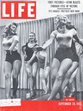 Life (1883-2000 Clair Maxwell/Life Publishing Company) Magazine Sep 29 1952