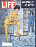Life (1883-2000 Clair Maxwell/Life Publishing Company) Magazine Dec 1 1961